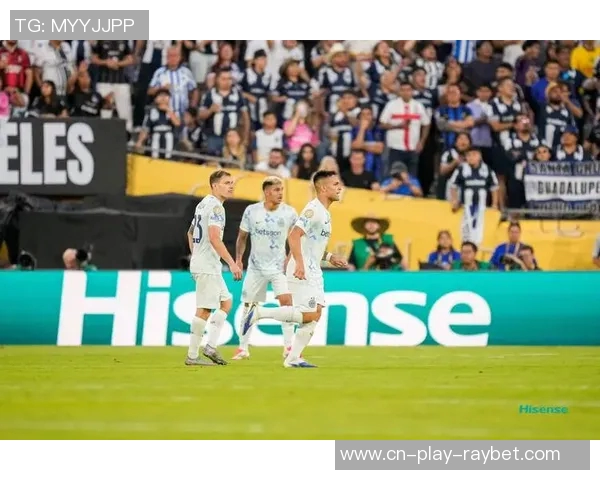 国米表现卓越队长劳塔罗引领球队统治全场比赛