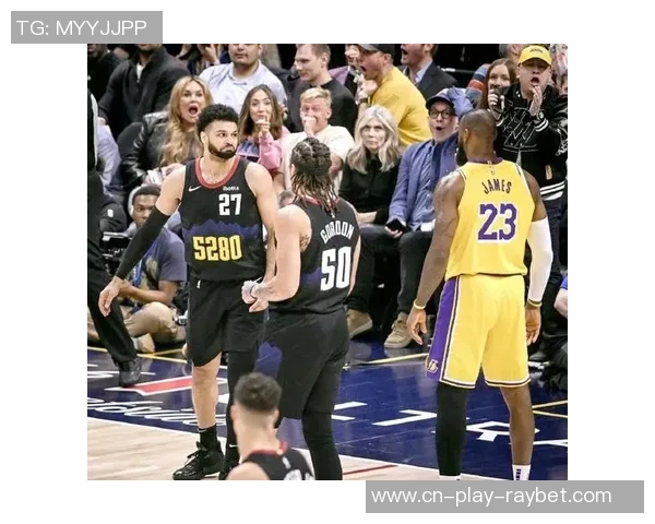 米切尔盛赞泰森防守出色穆雷下半场仅得6分表现令人失望 米切尔盛赞泰森防守出色穆雷下半场仅得6分表现令人失望