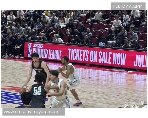 鹈鹕对决开拓者墨菲因背部伤势缺阵场均数据引关注