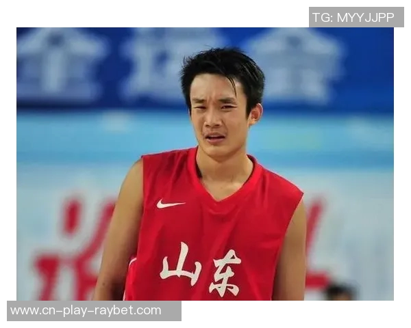 丁彦雨航谈巴特勒恢复周期强调身体优先篮球技能后续提升 丁彦雨航谈巴特勒恢复周期强调身体优先篮球技能后续提升